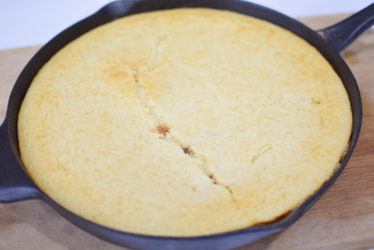 Skillet Cornbread Chili