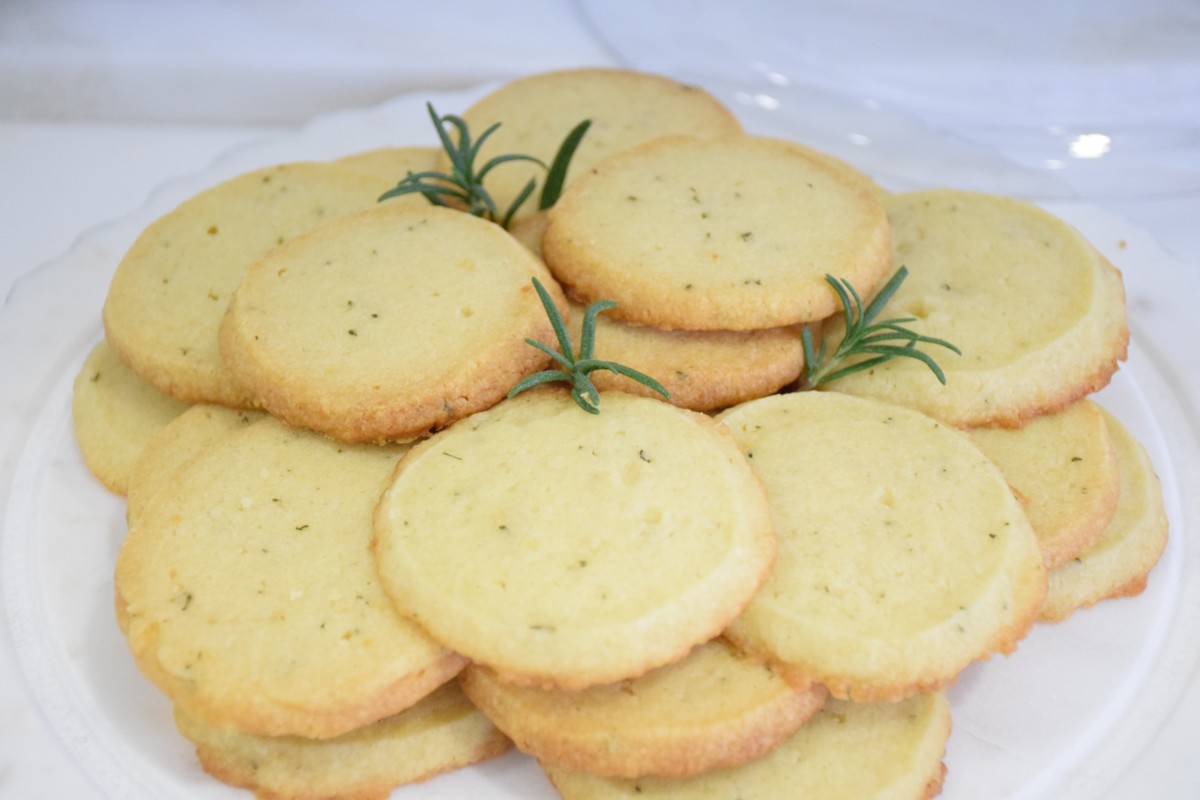Lemon Rosemary Shortbread Cookies